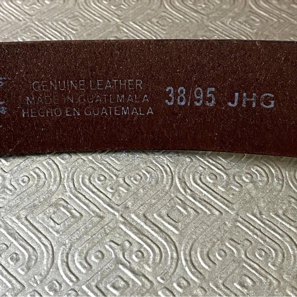 Docker’s Dark Brown Leather Belt Silver Tone Buckle Size L